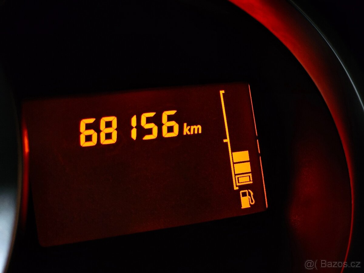 Dacia Duster, 1,6 SCe 84kW 1.majitel DPH - 8