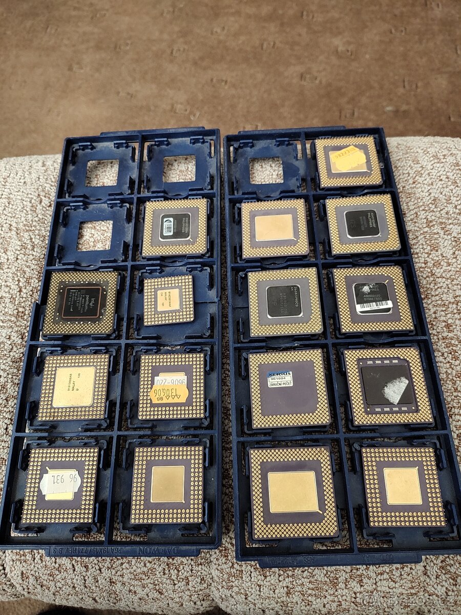 Sbírka starých procesoru 30 kusů - 8