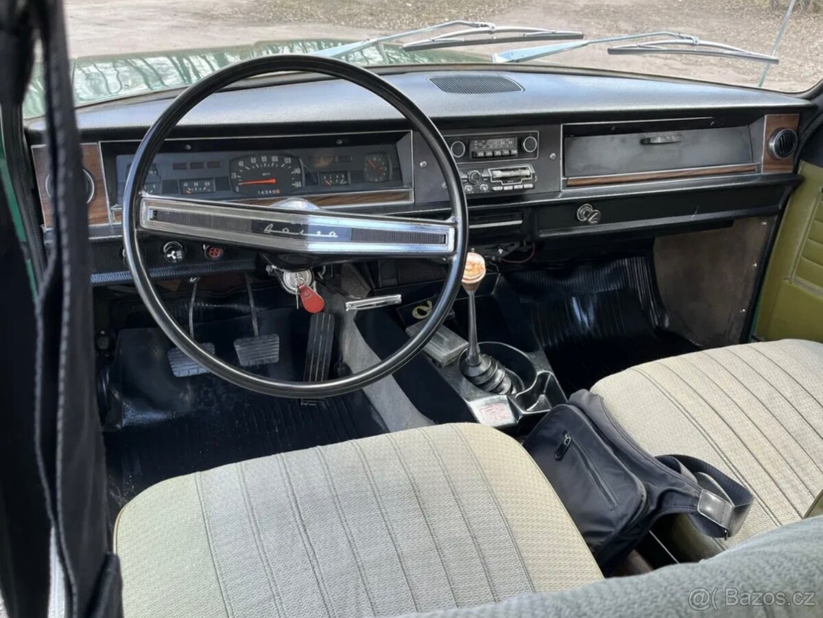 Gaz Volha 24 - 8
