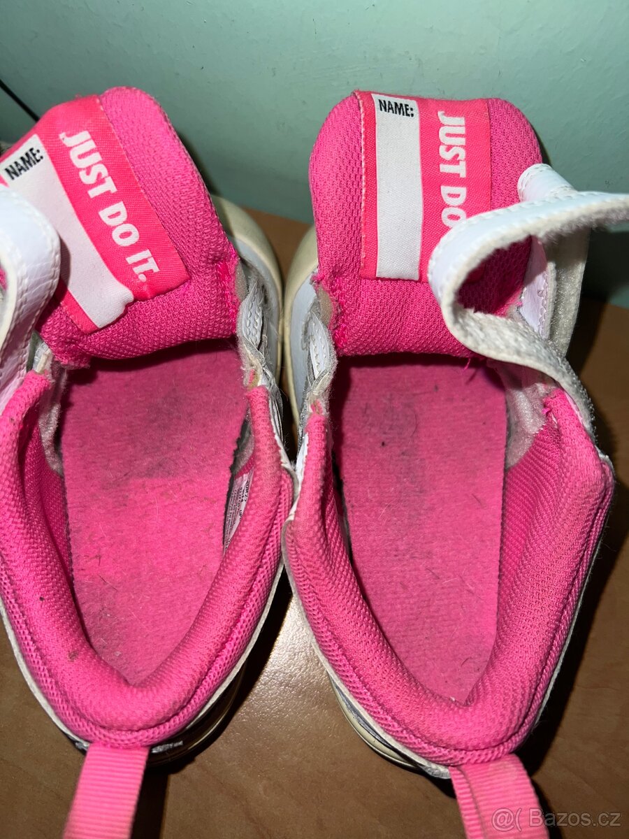 Tenisky Niké vel. 25 - 8