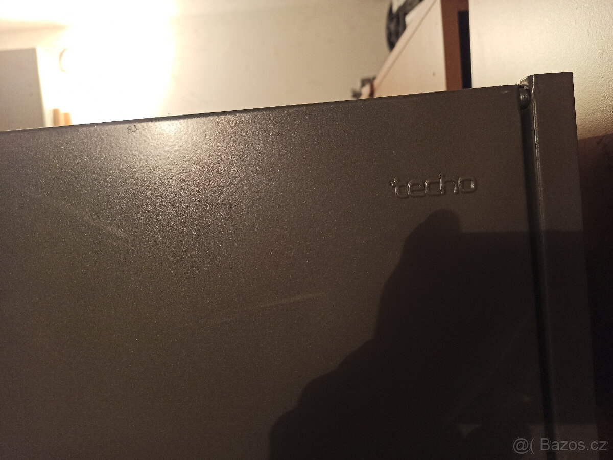 Kancelářské stoly Techo - 8