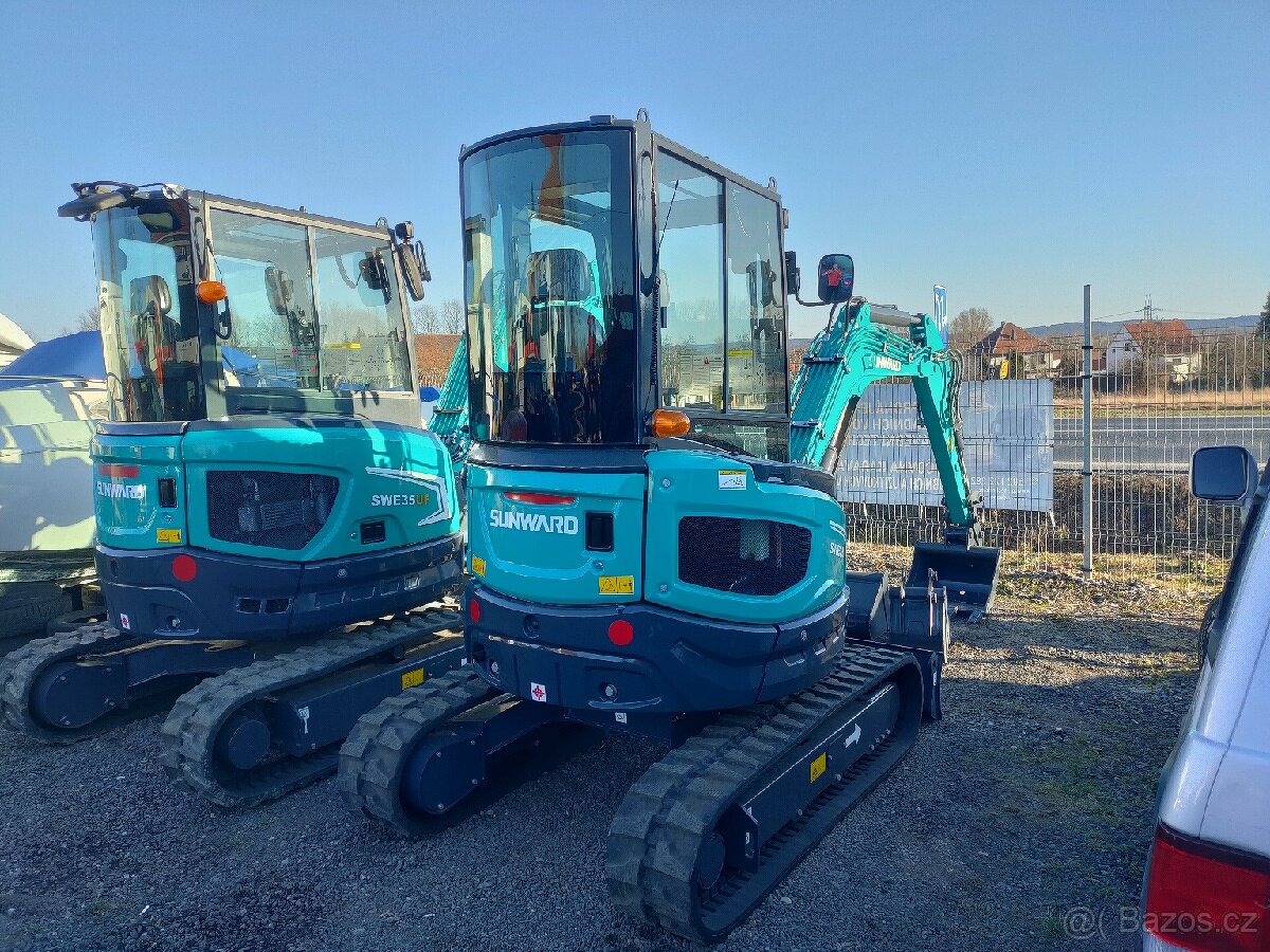 RYPADLO BAGR AKCE SUNWARD SWE 25UF 2500KG YANMAR - 8