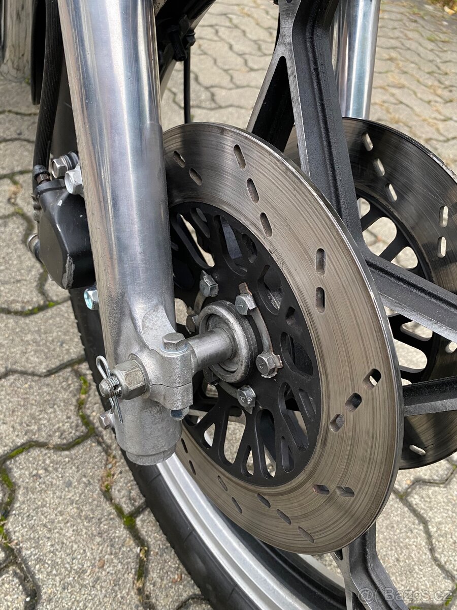 Suzuki gsx 750 e - 8