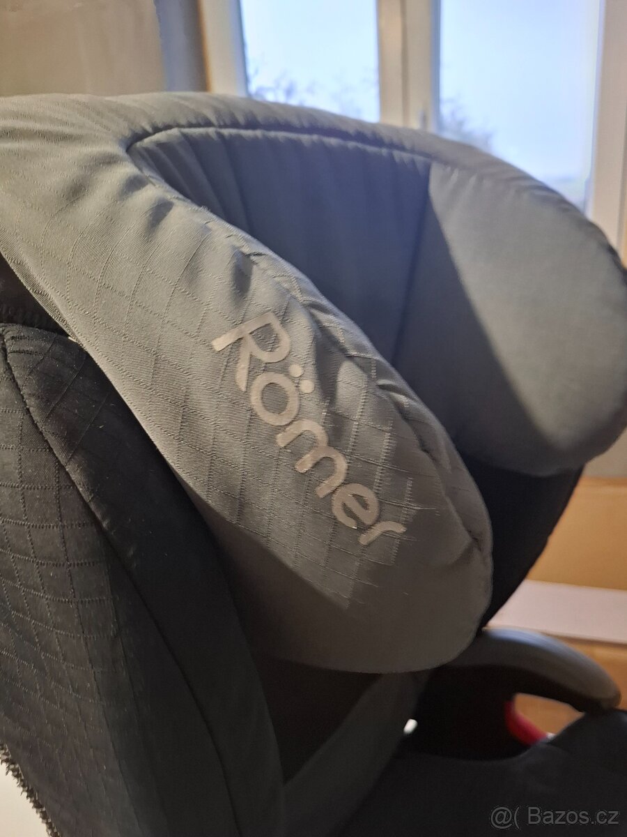 starší dětská autosedačka + vajíčko - 8