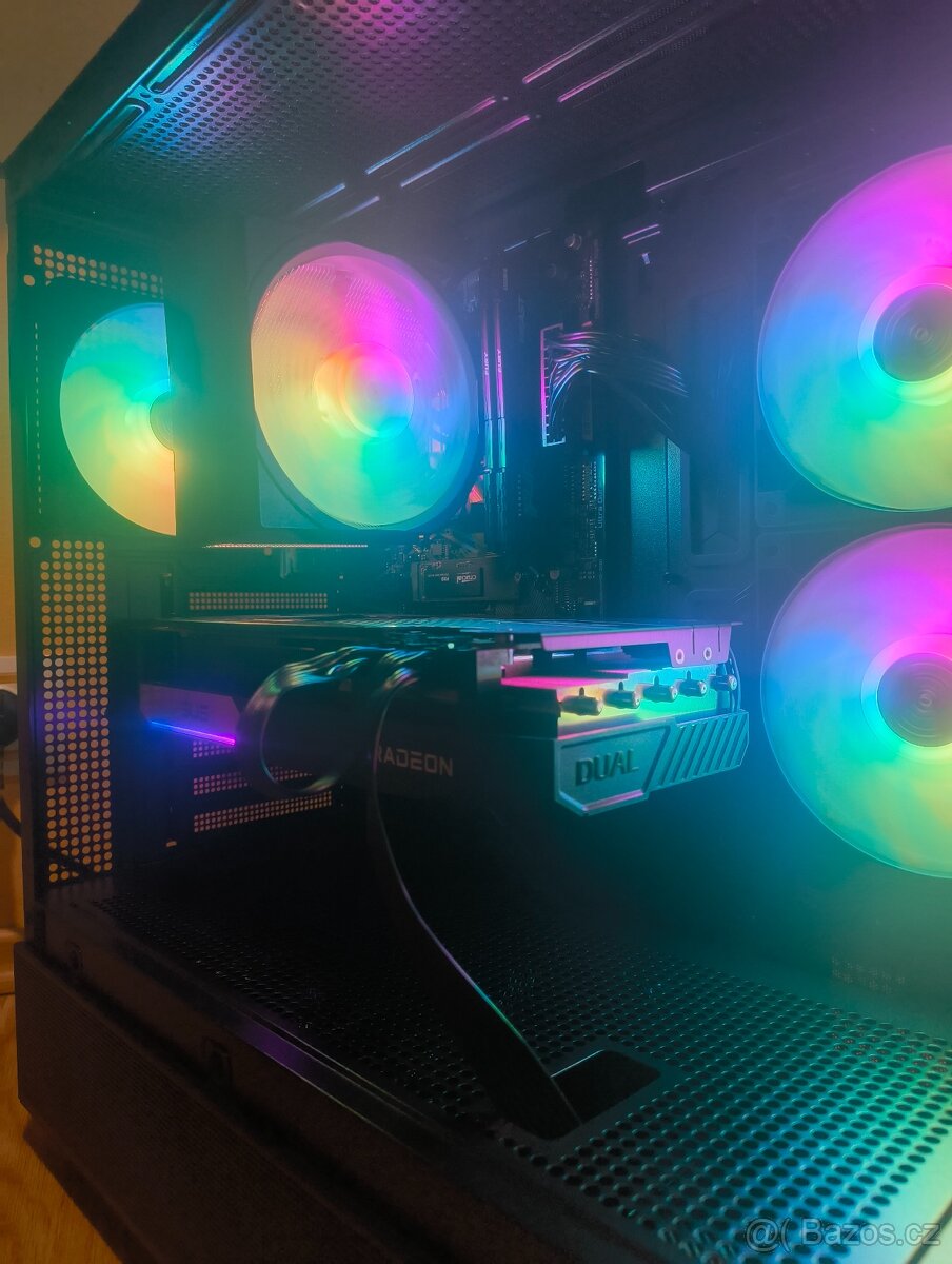 Herní pc - RX 6700 XT, Ryzen 5 3600, 2TB NVMe SSD, 32GB RAM - 8