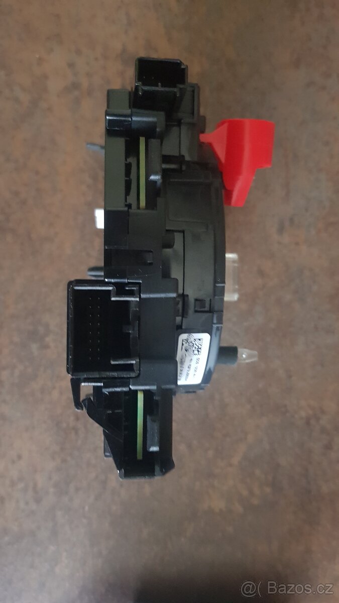 Multifunkční podvolantový kroužek - 8