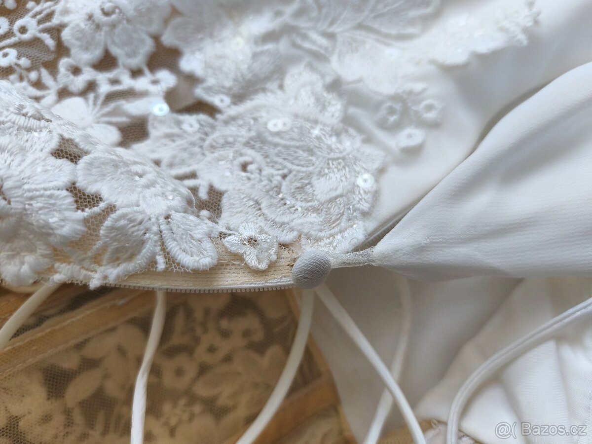 Svatební šaty, závoj, obal na šaty - 8