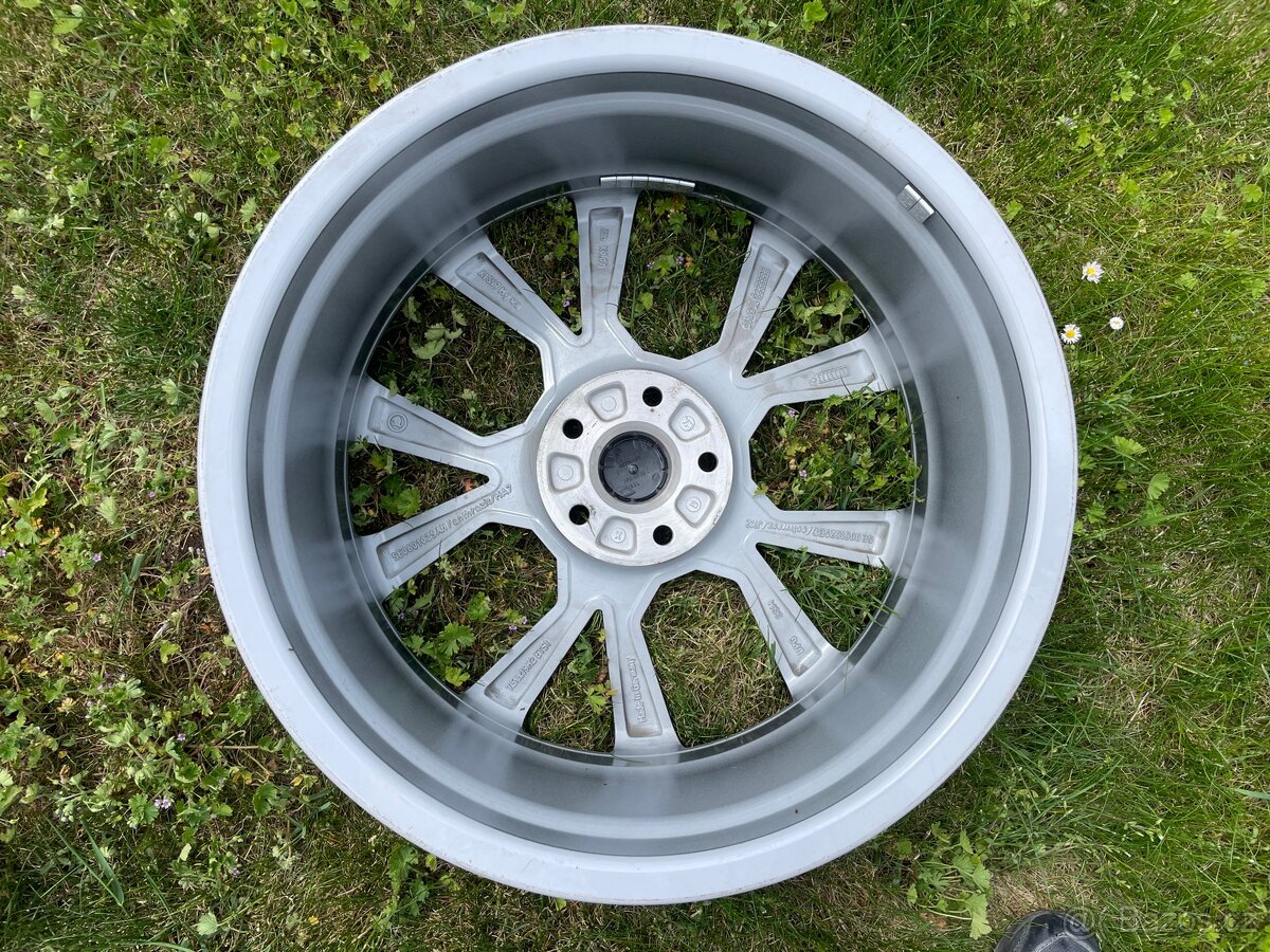 Alu original Škoda octavia RS R19 xtrem - 8