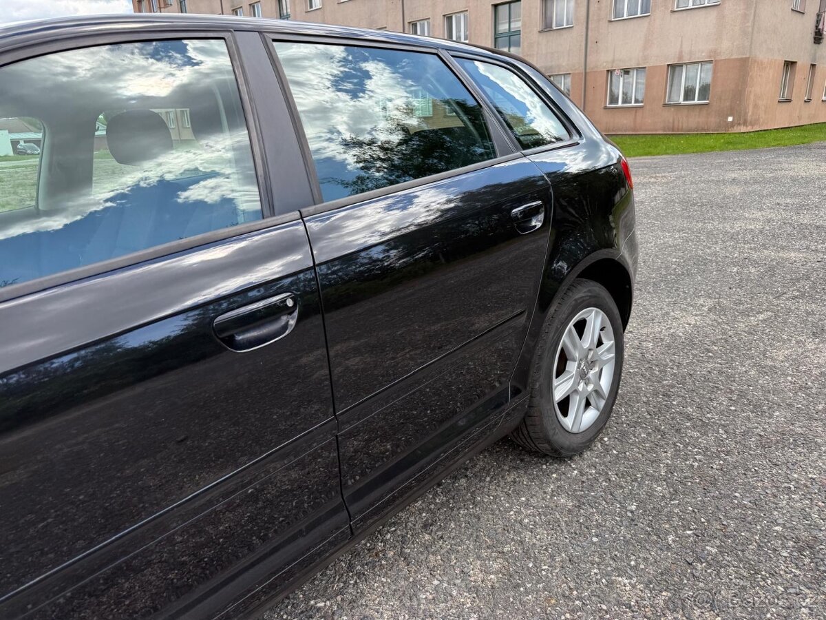 Audi A3 1.6 TDi 66kw - 8