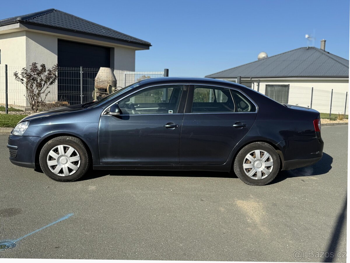 VW Jetta 2.0tdi 100kW •Najeto 261TKM•PůvodČR• - 8