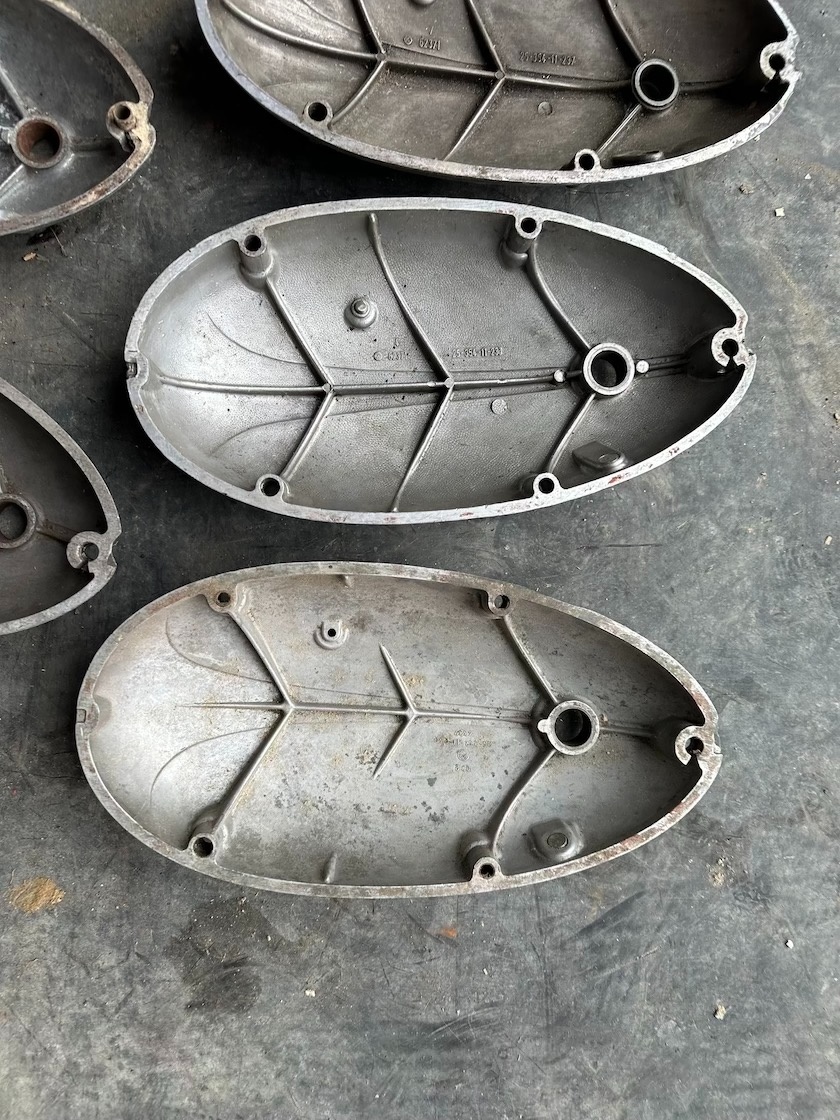 Predám VEKO kryt spojky JAWA 350/360 361 - 8