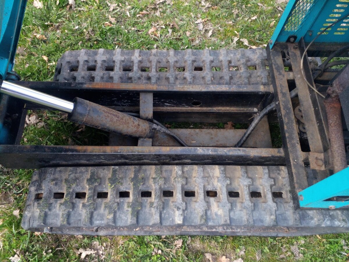 Japonský pásový dumper Kubota - nosnost 600kg - 8