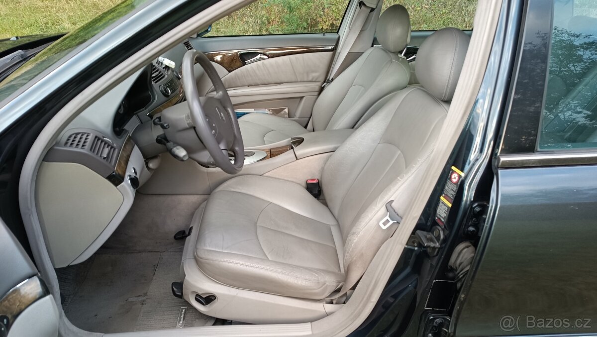 Mercedes-Benz E 270 CDI - 8