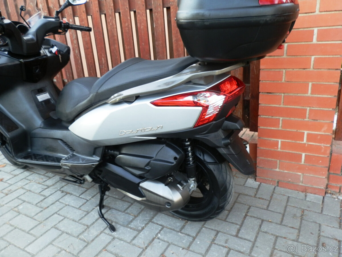 Kymco Downtown 300i - 8