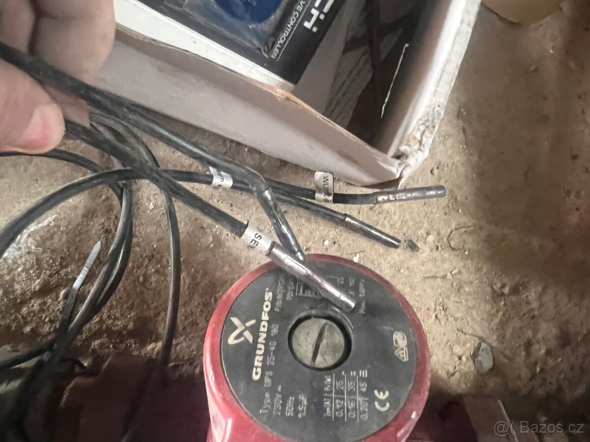 Regulátor, čtyřcestný servo ventil 1”, čerpadlo - 8