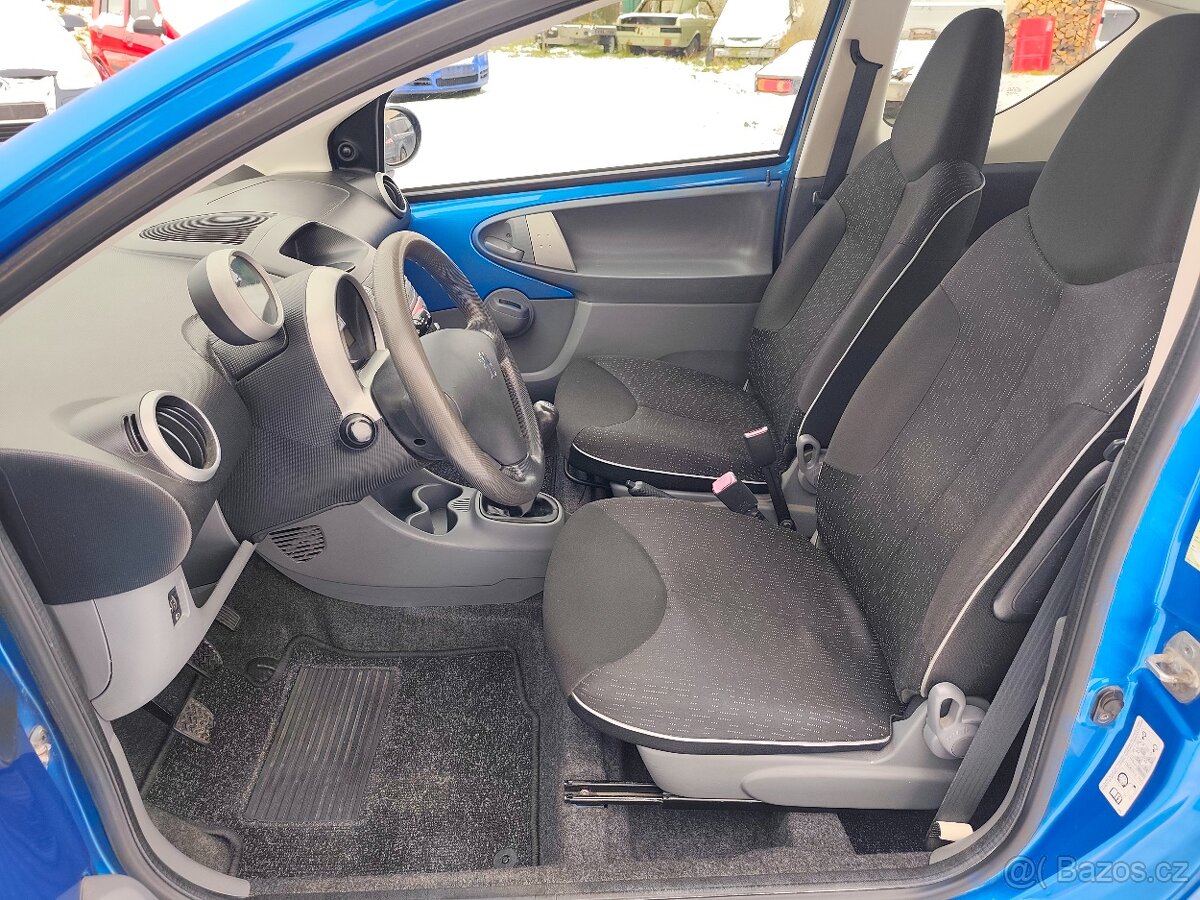 Peugeot 107 - 8