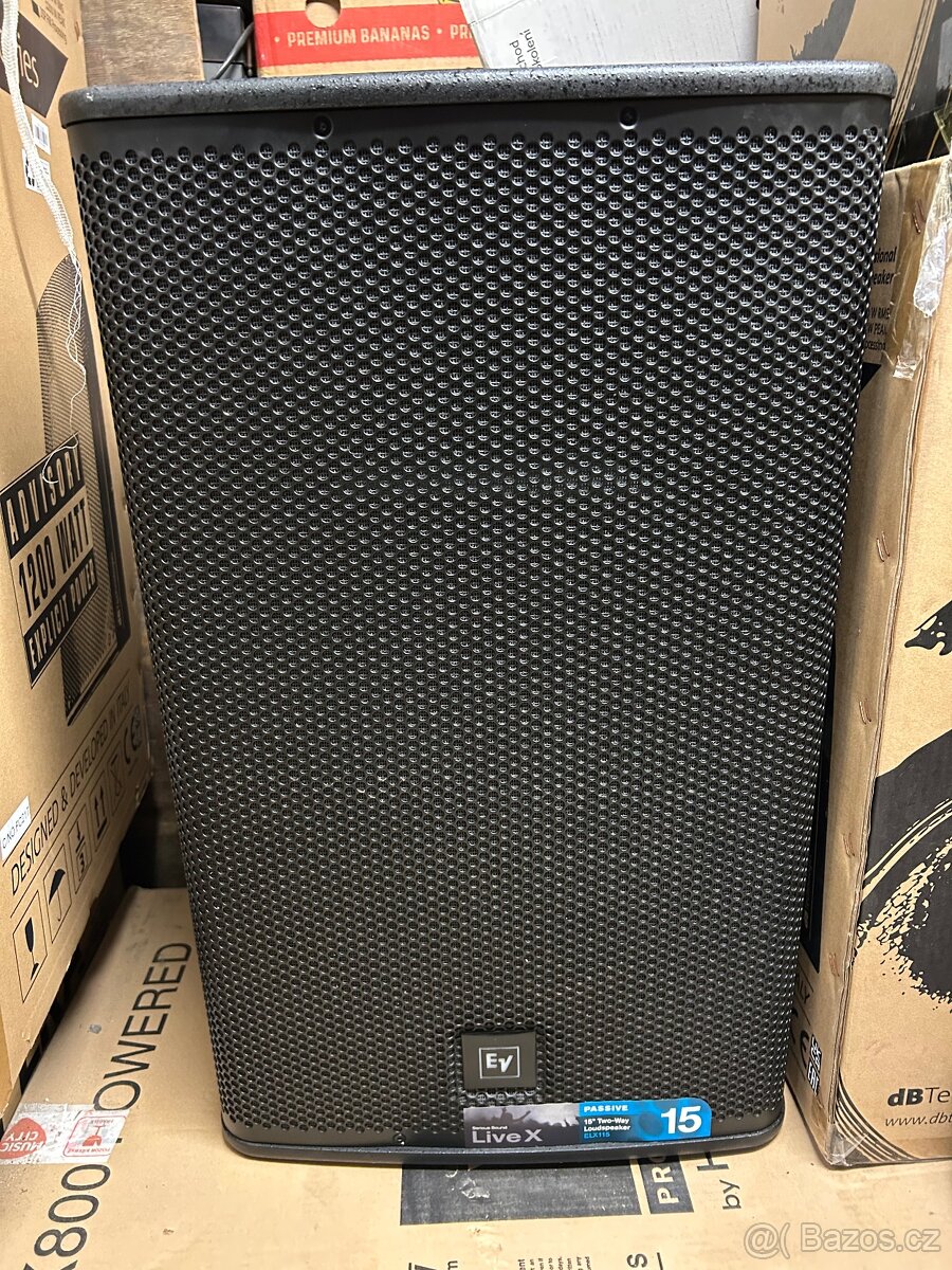 Nord Stage 4 73 Compact a Nord Stage 4 88 - 8