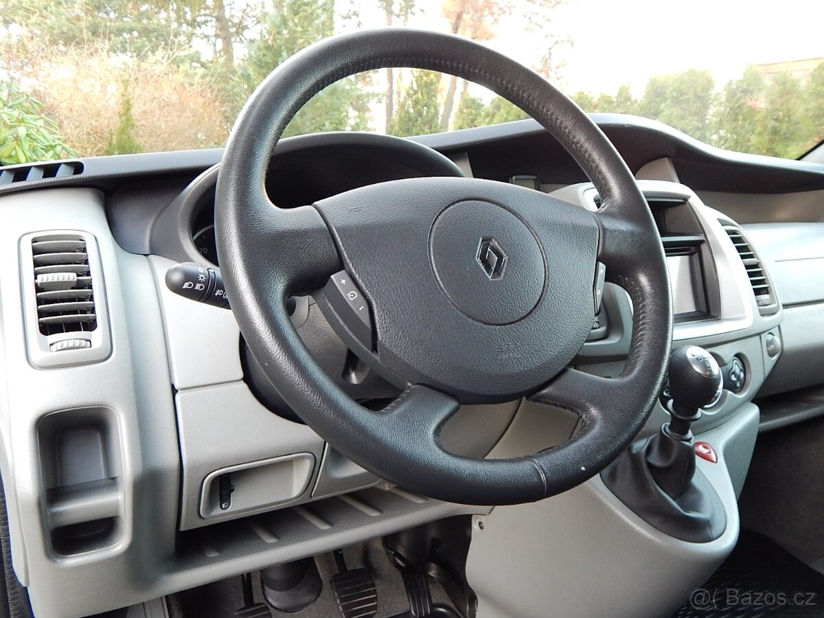 Renault Trafic 2.0 DCI-BLACK EDITION-ČR-76 000 KM-WEBASTO - 8