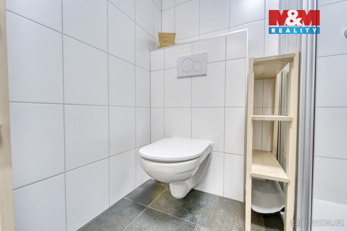 Pronájem bytu 2+kk, 37 m², Plzeň, ul. České údolí - 8