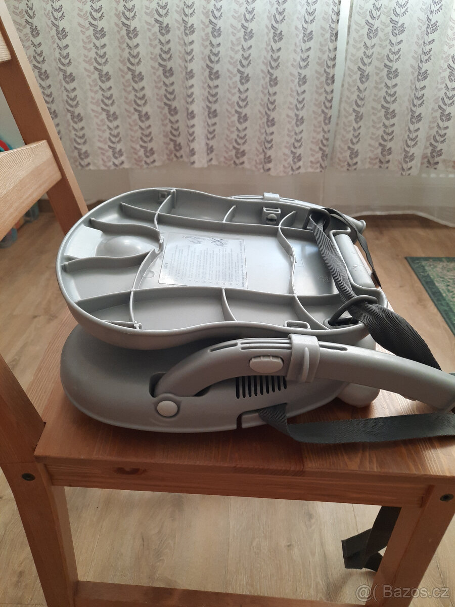 jídelní židlička CAM - 8