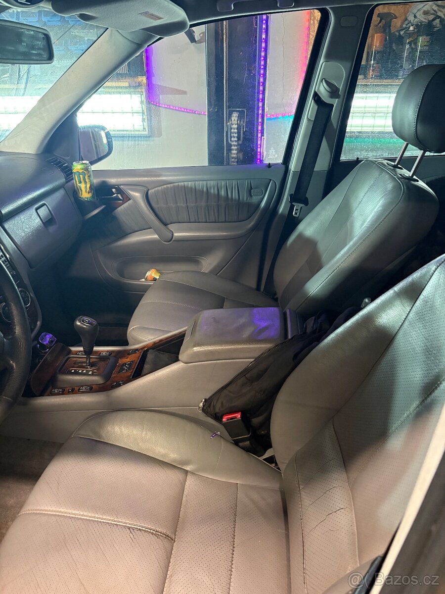 Mercedes-benz ML 350 - 8