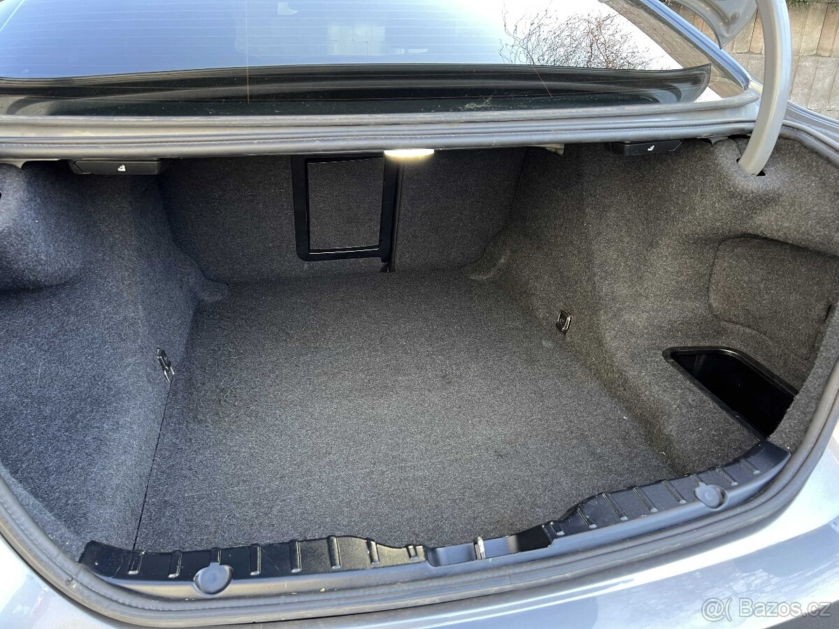 BMW 530d 190 kW NOVÁ STK r.v. 2011 - 8