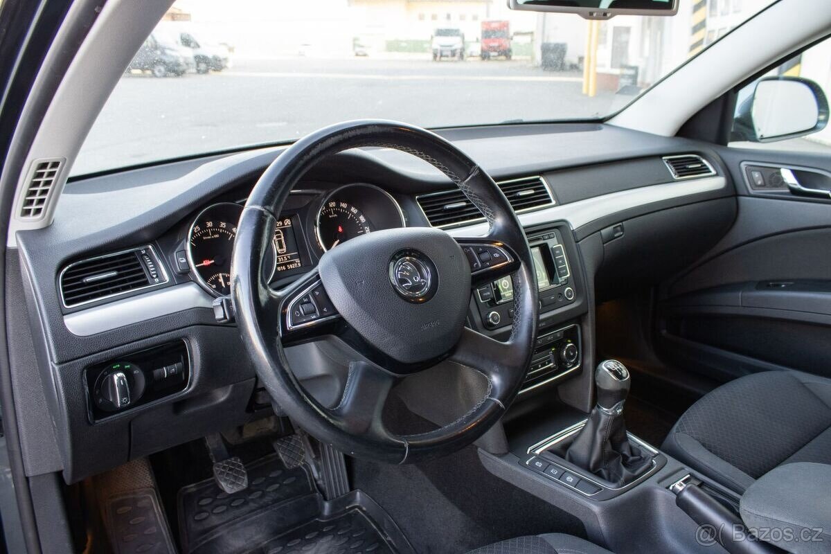 Škoda Superb II FL 2.0 TDi Combi - 8