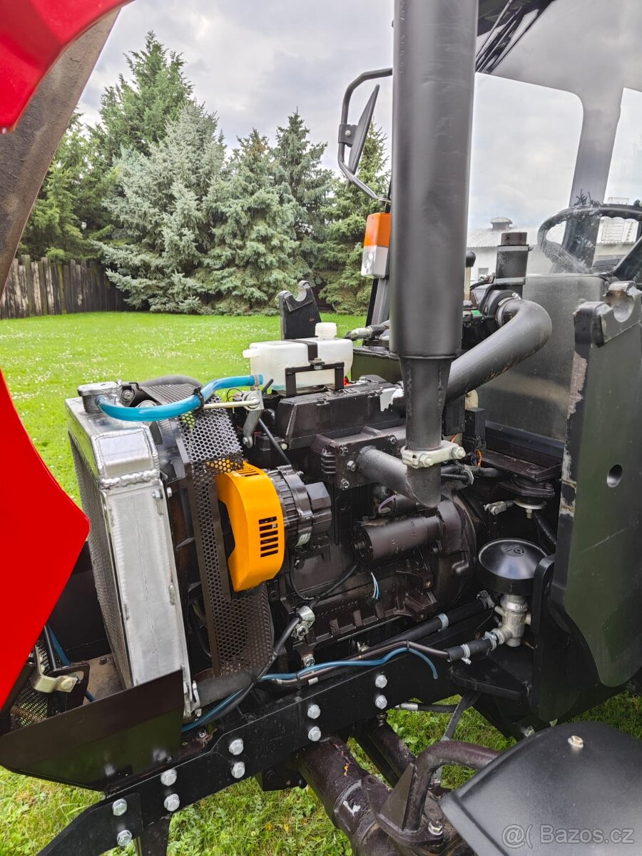 Traktor Belarus 320.4 - 8