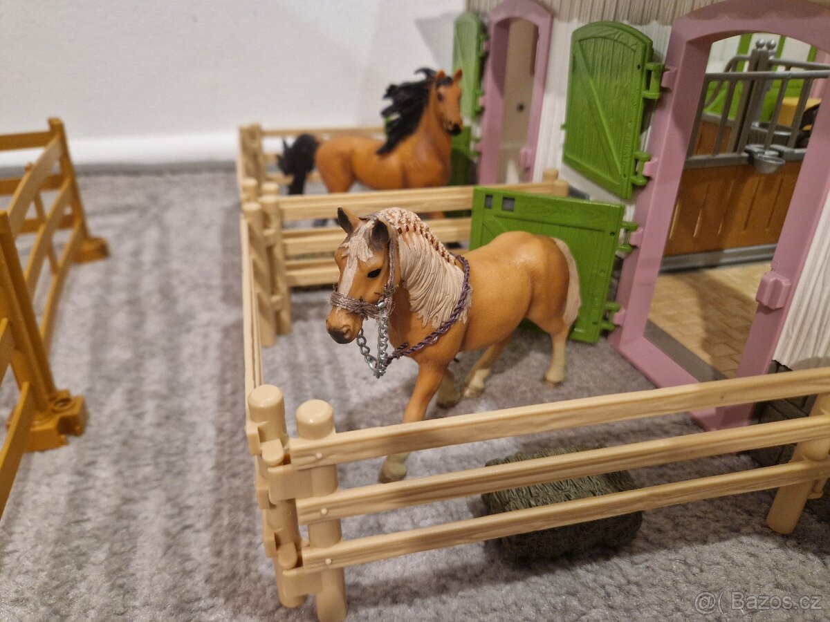 Dětská farma Schleich - 8