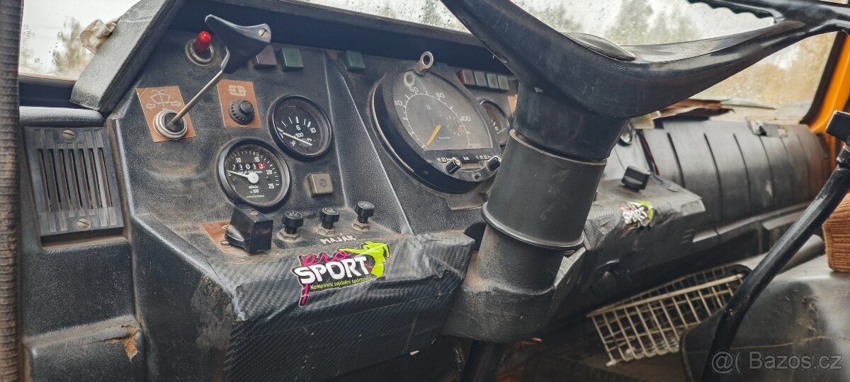 Autojeřáb Tatra AD20 - 8