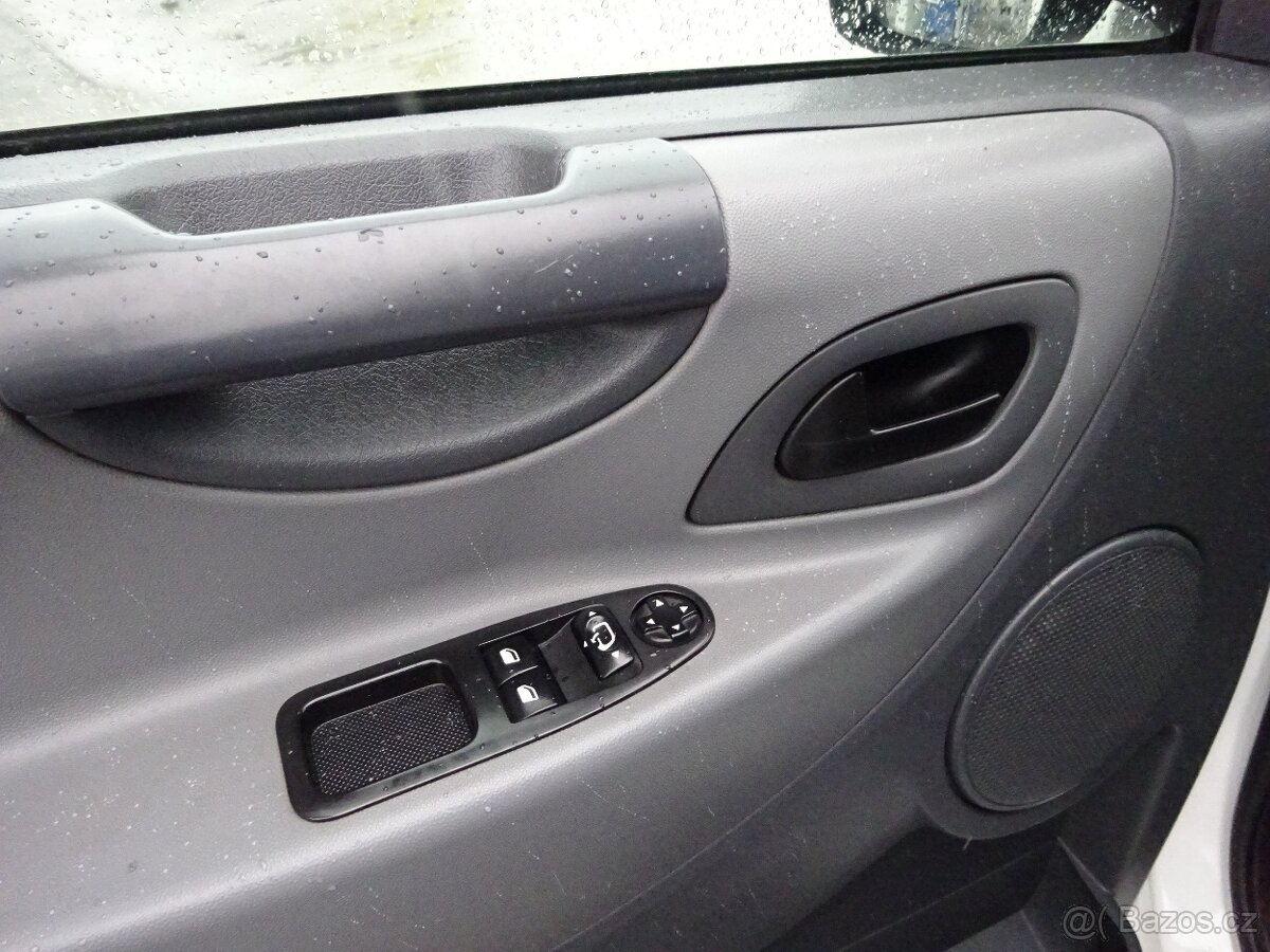 Peugeot Expert 2,0 HDI - 8