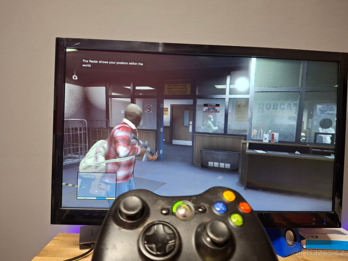 Xbox 360 + zdroj, 2x ovladač, AV kabel, GTA V a mnoho her - 8