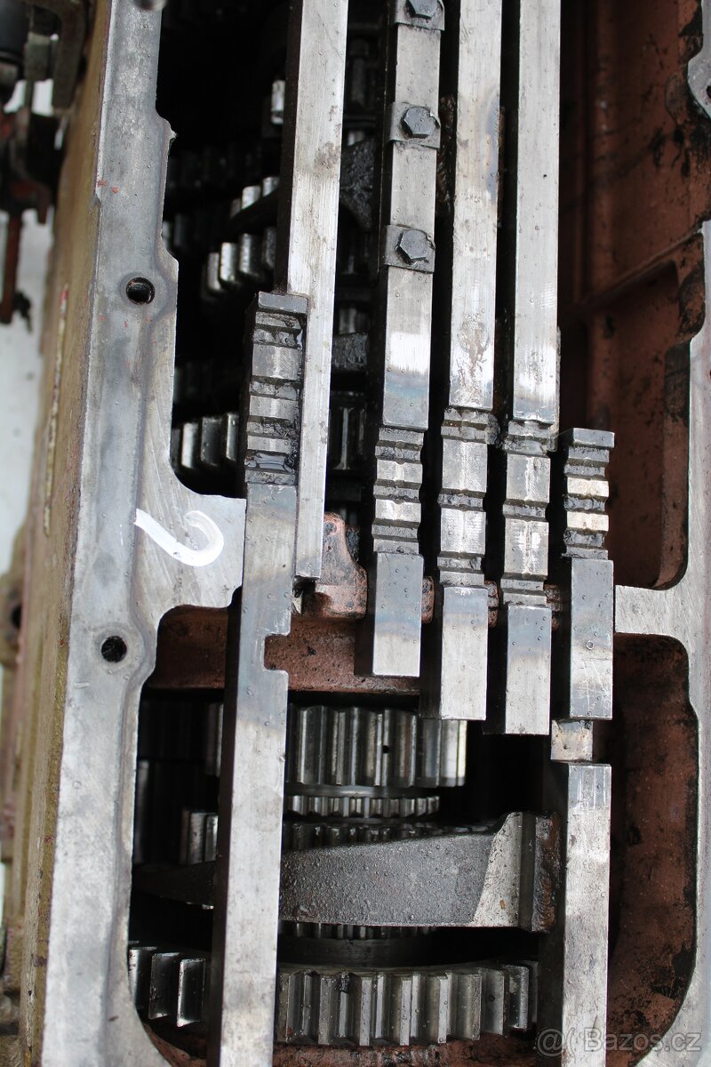 Zetor 6911 6711 5711 5511 4011 převodovka - 8