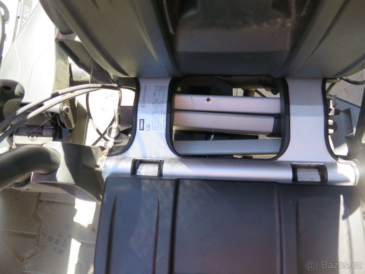 Nosič kol Thule XT 933 - 8