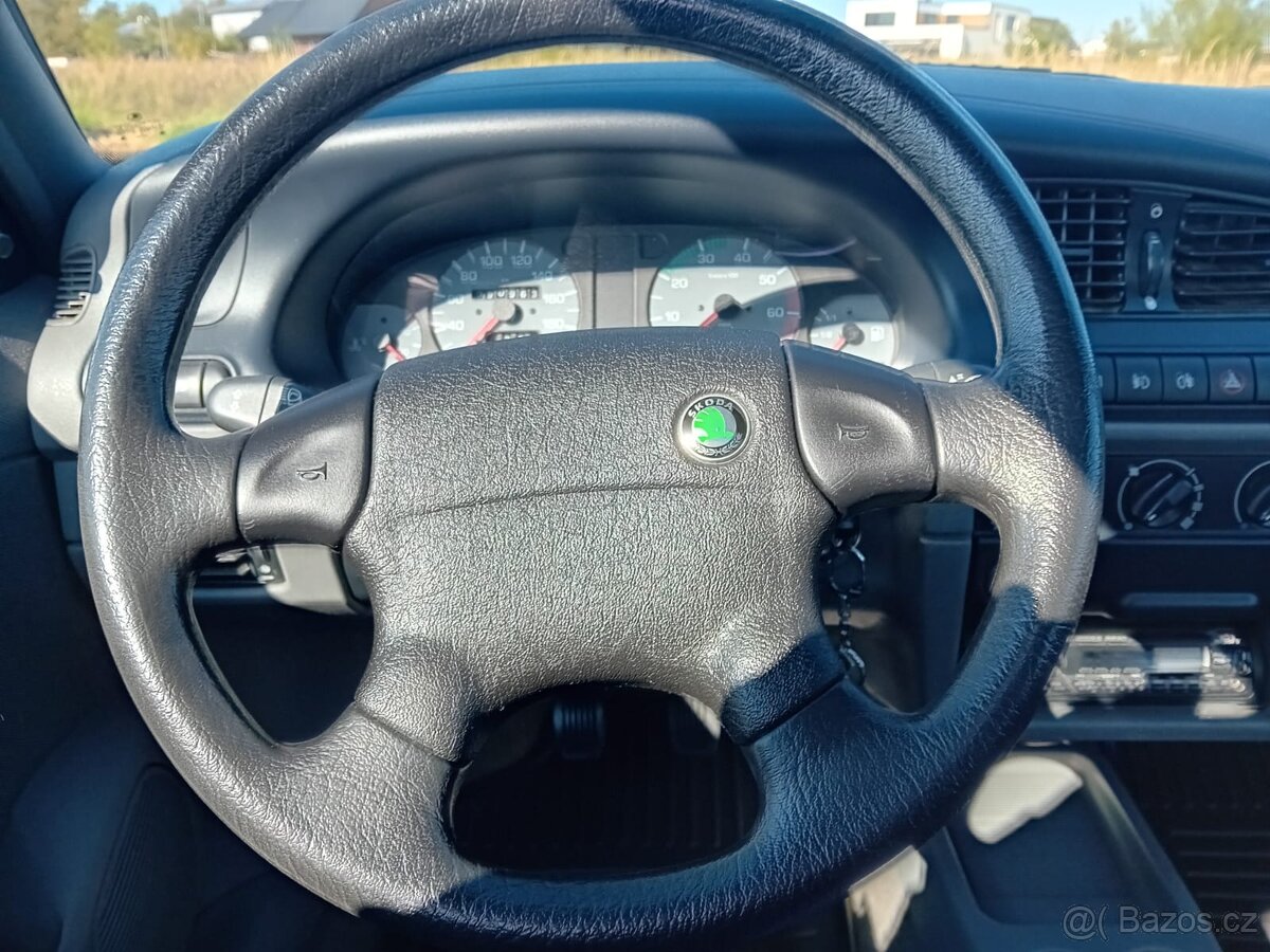 Škoda Felicia 1.3 LXI, Edice TRUMF - 8