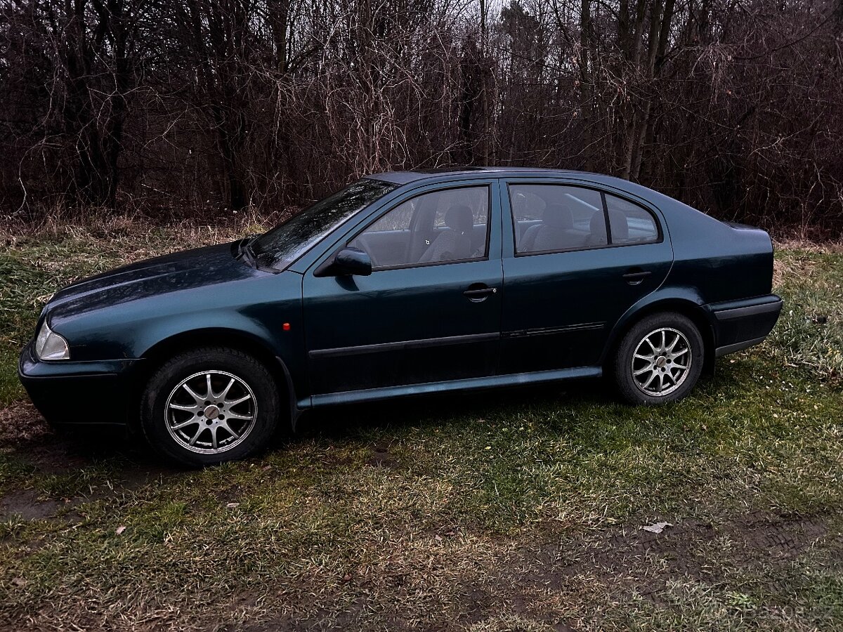 Škoda Octavia 1 - 8