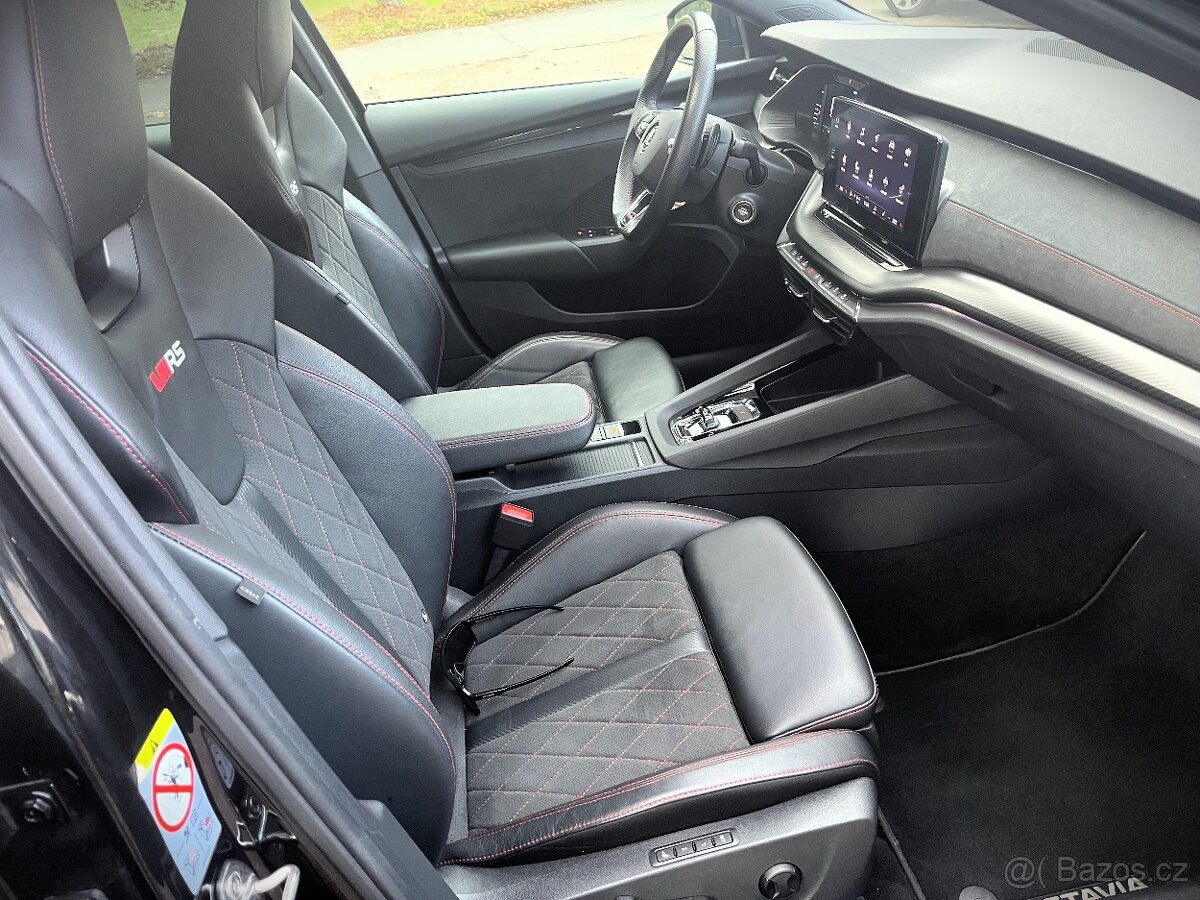 ŠKODA OCTAVIA IV RS (v záruce) - 8