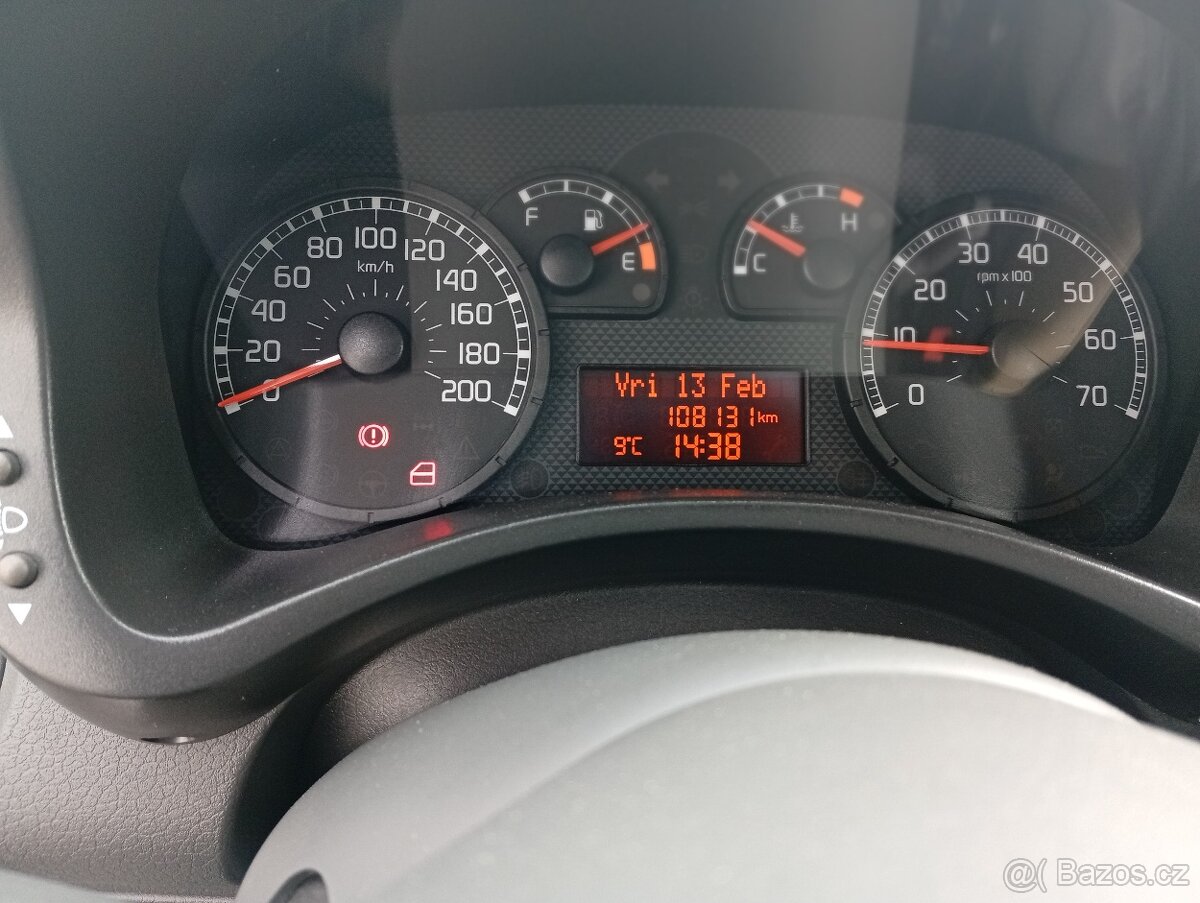 Fiat Panda 1,2 EMOTION - 8