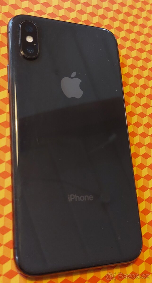 Apple iPhone X 256GB - 8