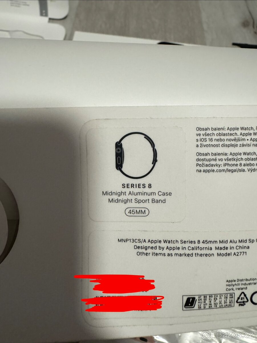 Apple Watch 8 45mm modré - Midnight - 8