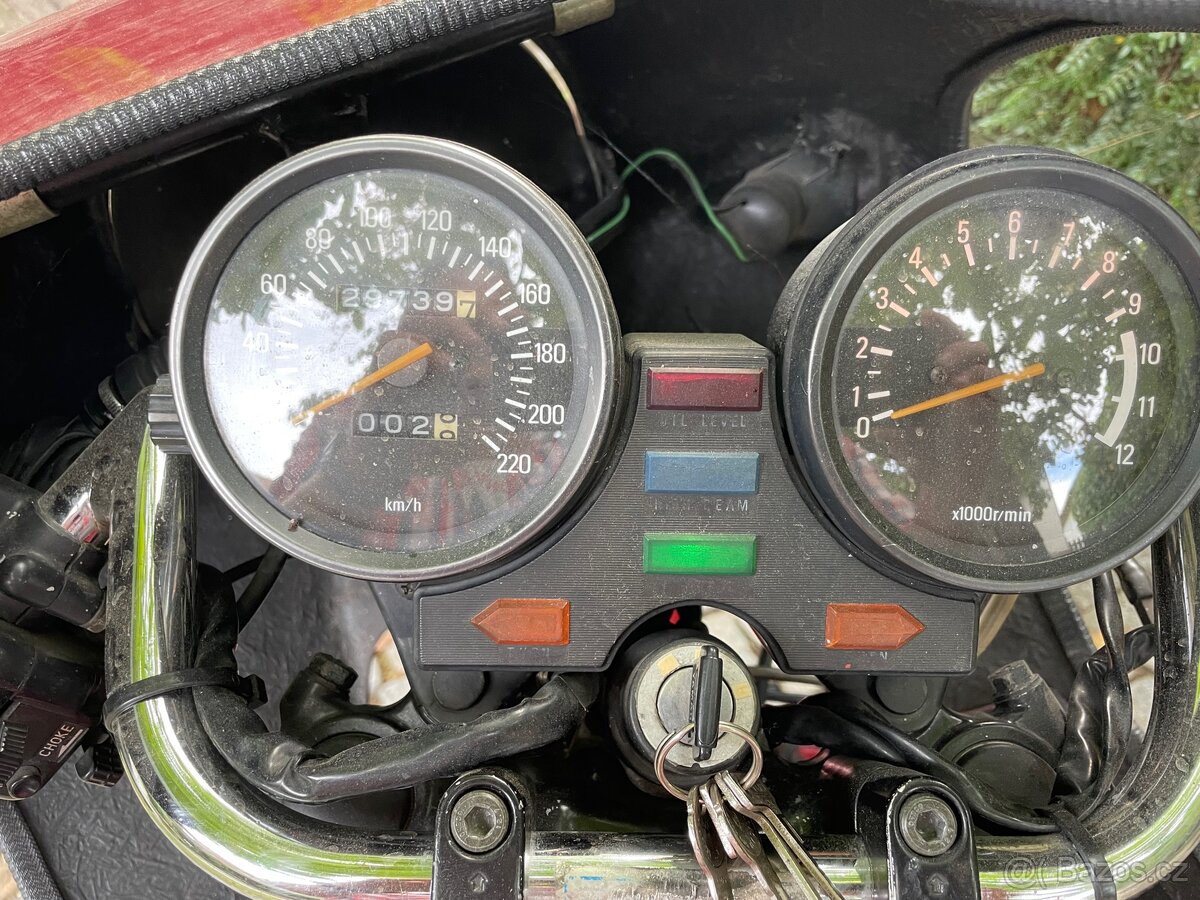 Prodám Yamaha XJ 650 1982 - 8