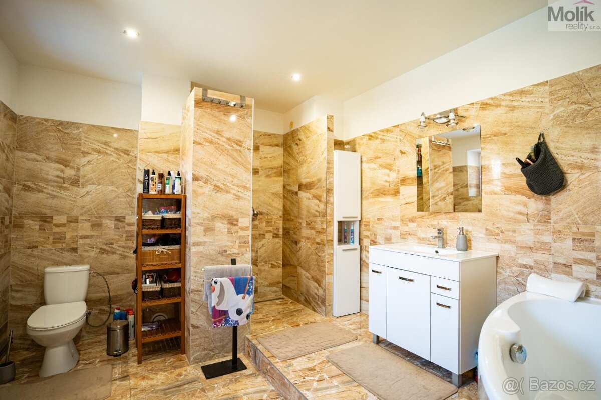 Bytový dům s investičním potenciálnem, ul. Ke Kostelu, Most - 8