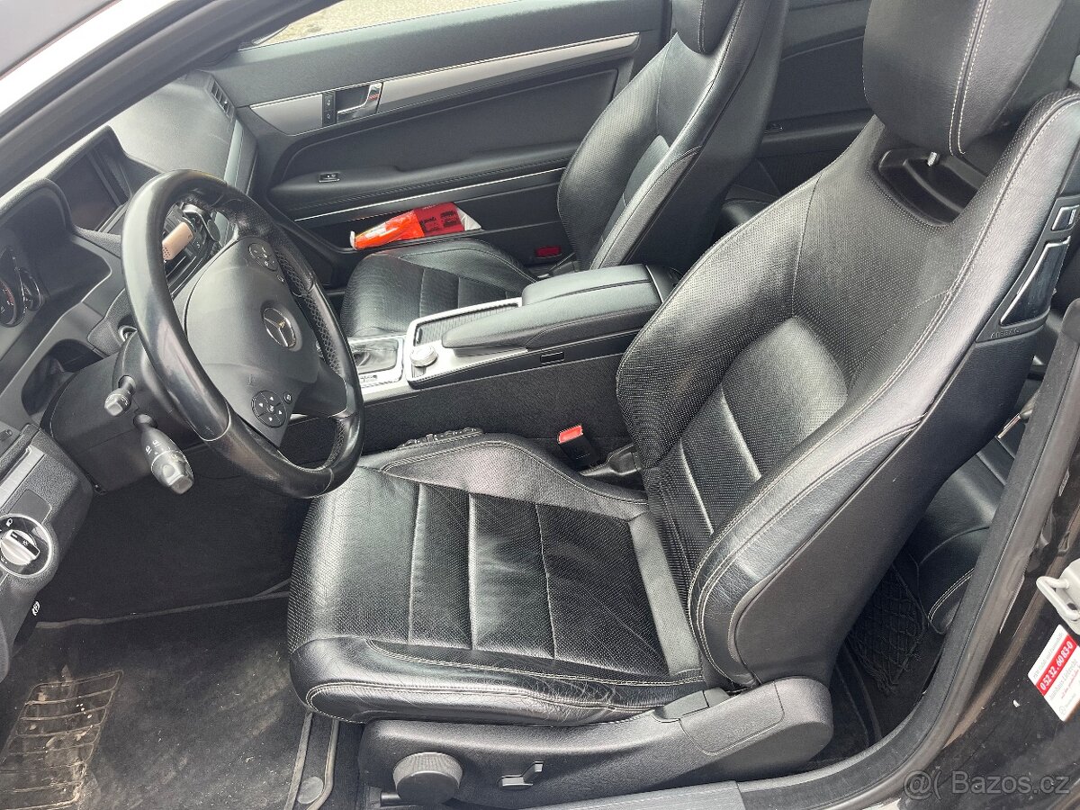 Mercedes Benz 207 E350 CGI - 8