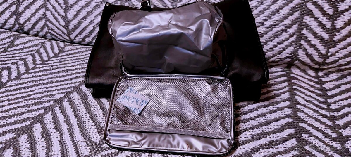 NOVÁ VĚTŠÍ ČERNÁ KABELKA DO RUKY I PŘES RAMENO - 8