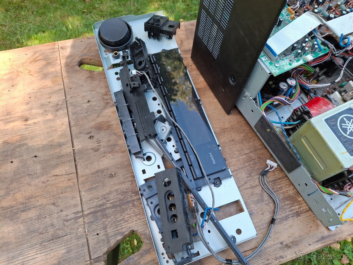 Receiver Yamaha na ND - 8