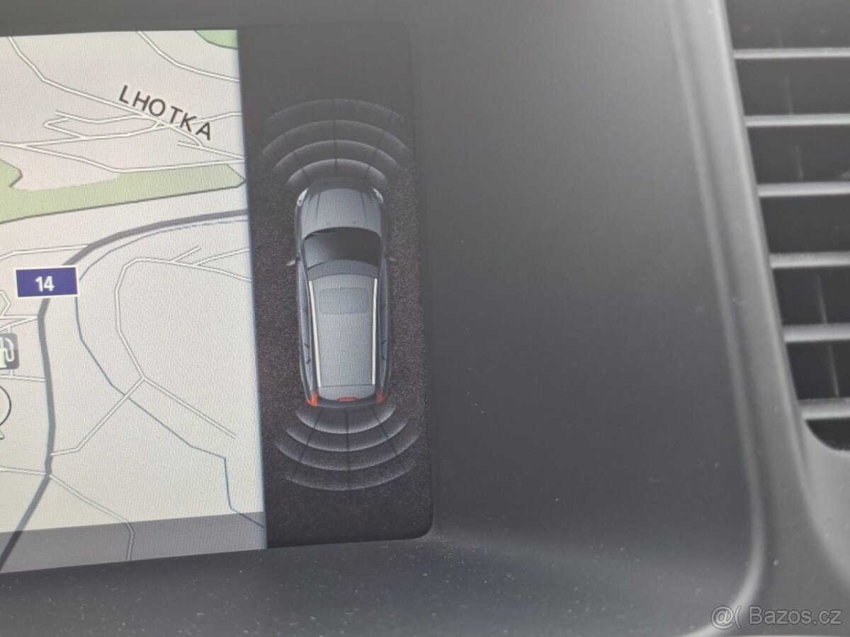 VOLVO V60 2.0D4 120kW R-DESIGN - 8