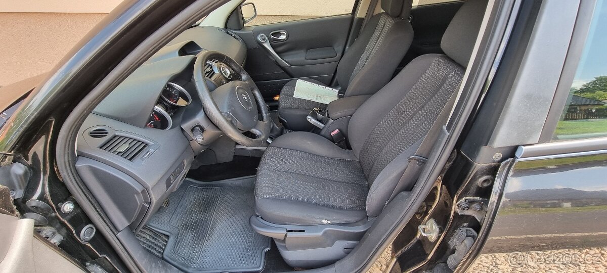 Renault Megane - 8