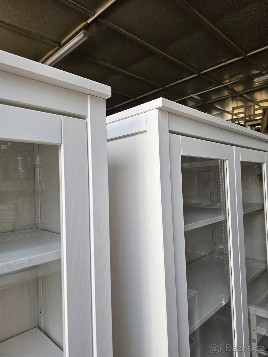 VITRÍNY IKEA HEMNES - 8