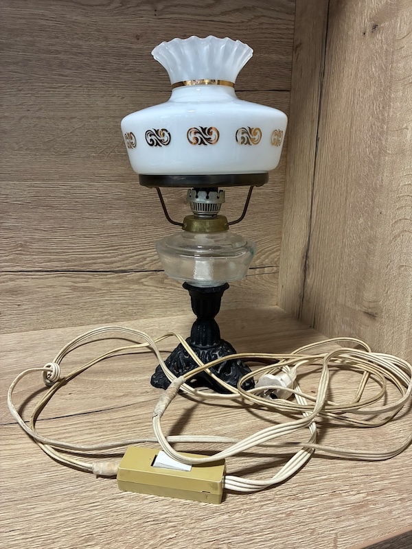 Petrolejová elektrická lampička - 8