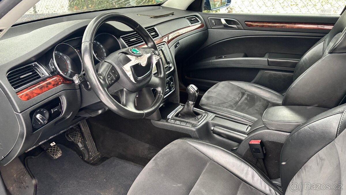Škoda superb kombi 2,0tdi - 103kw, r.v. 20215 - havarovaný - 8